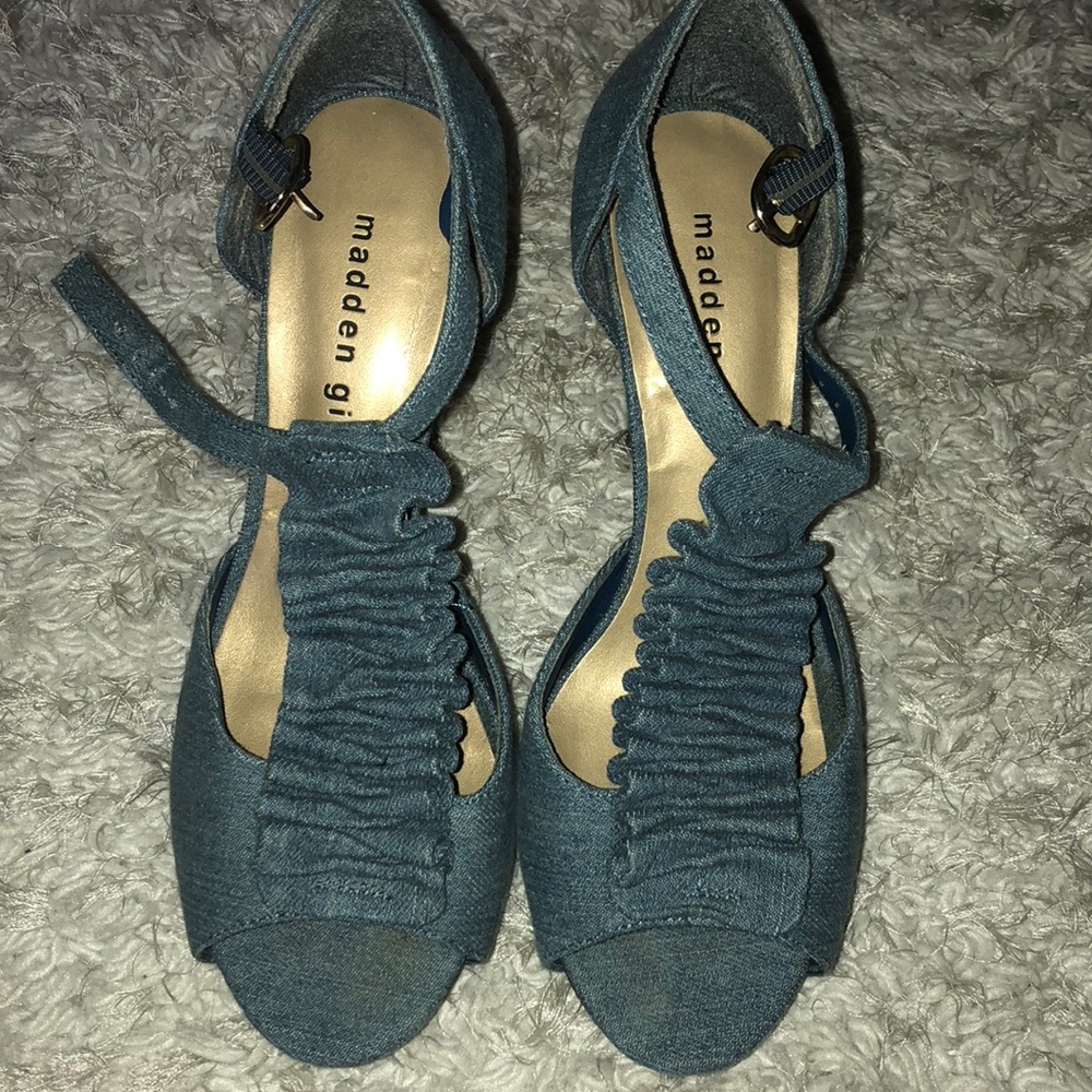 Slight platform Madden Girl denim ruffle heel